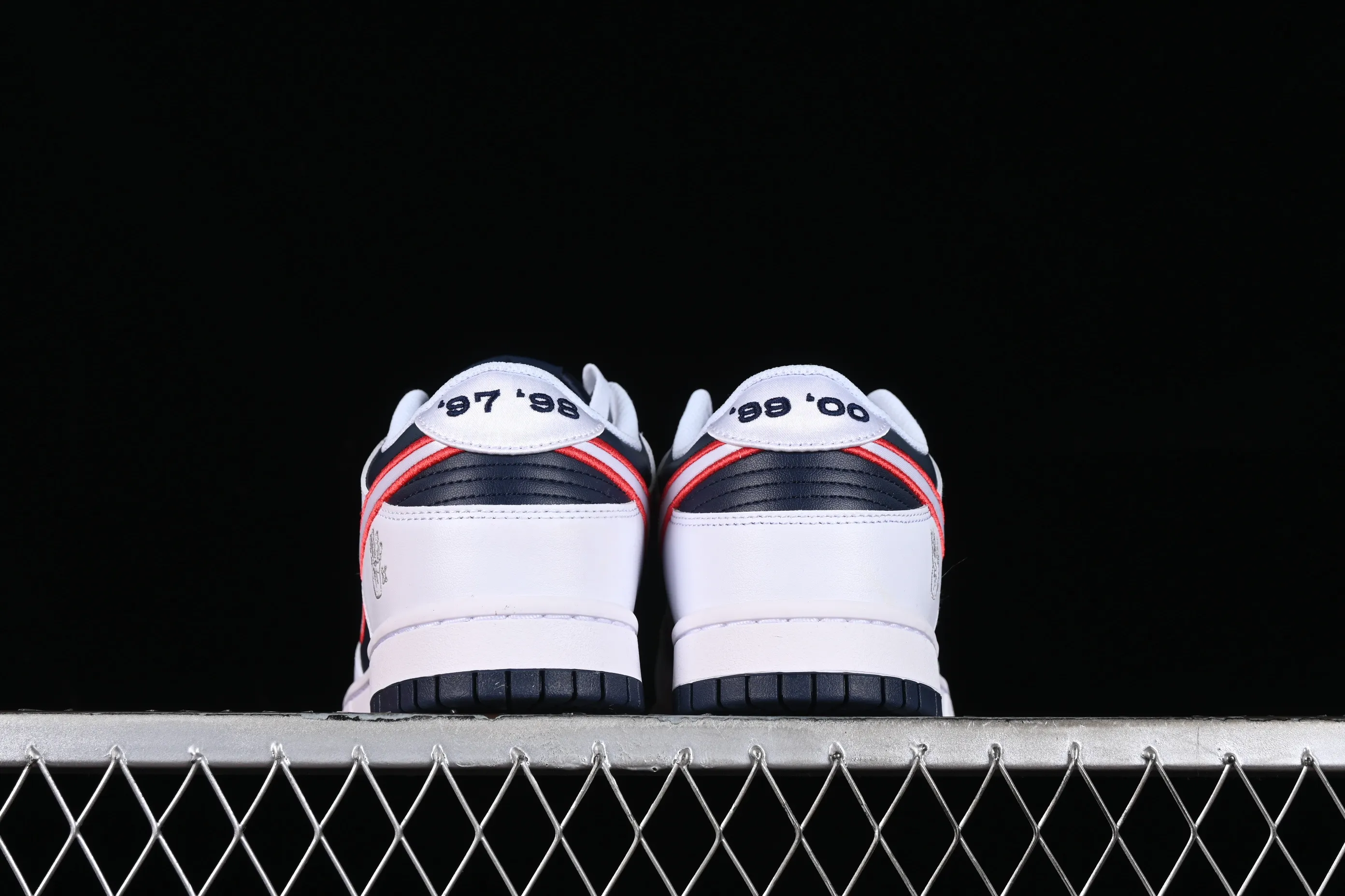 All categories Nk SB Dunk series Nk SB Dunk Low low-top sneakers K version Nk Dunk Low "Houston Comets Four-Peat" Four-time champion SB low-top casual sneakers DZ2780-100